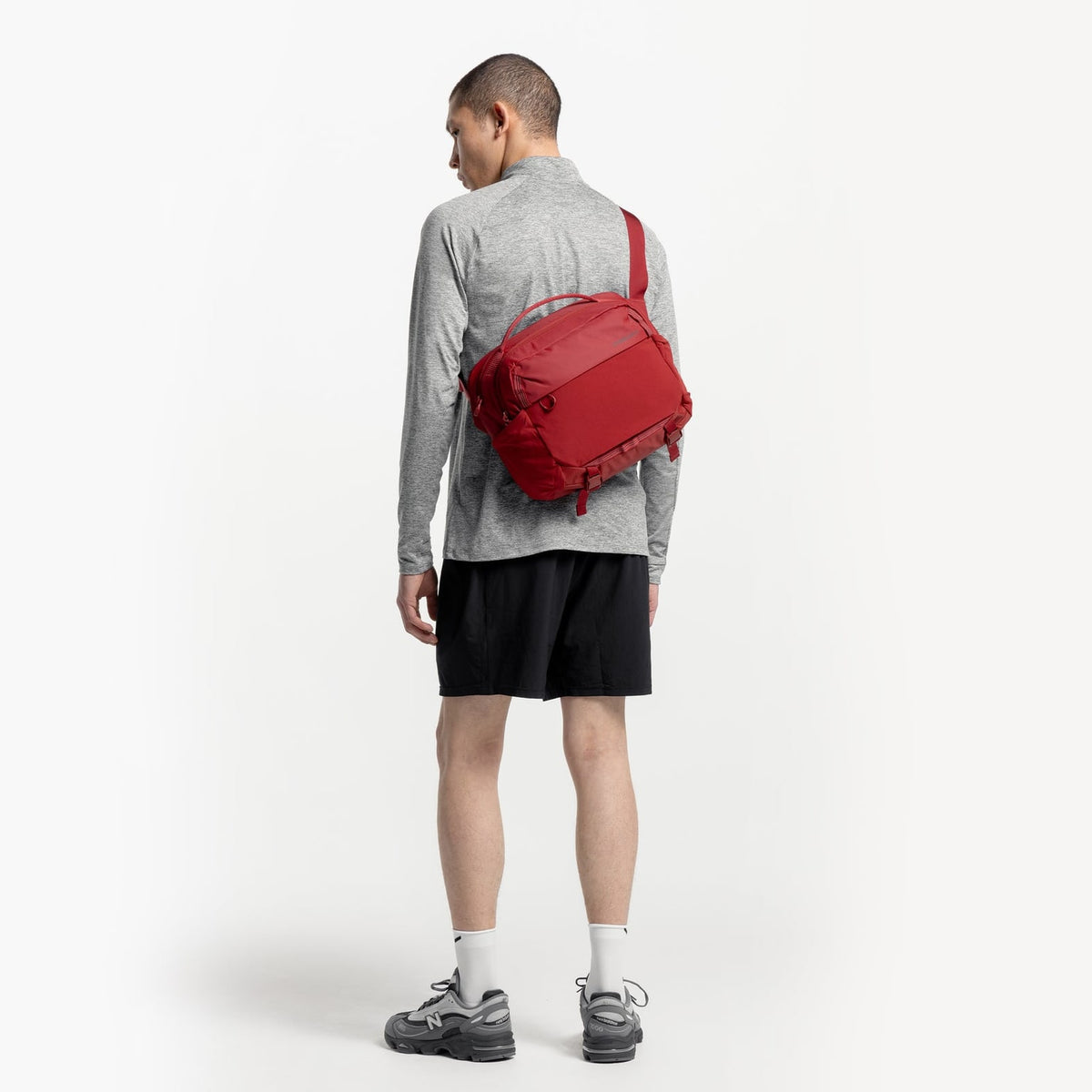 Motion Sling 15L