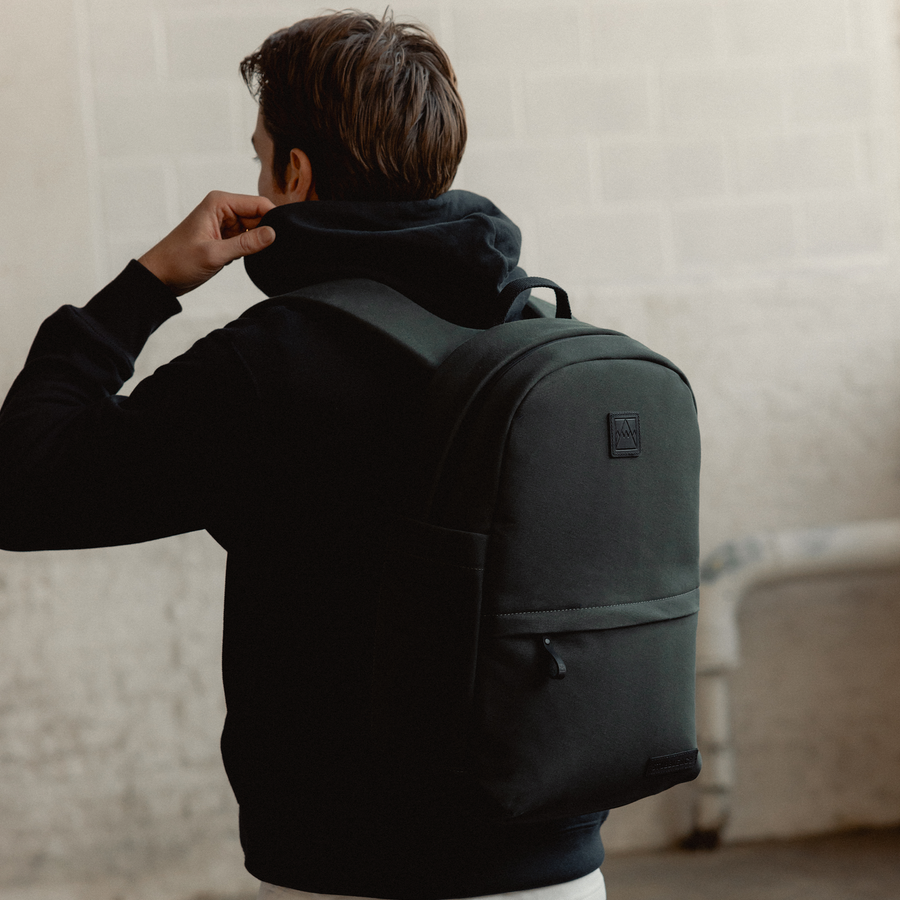 Classic Backpack 15L