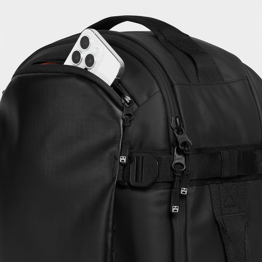 Quick-access pocket
