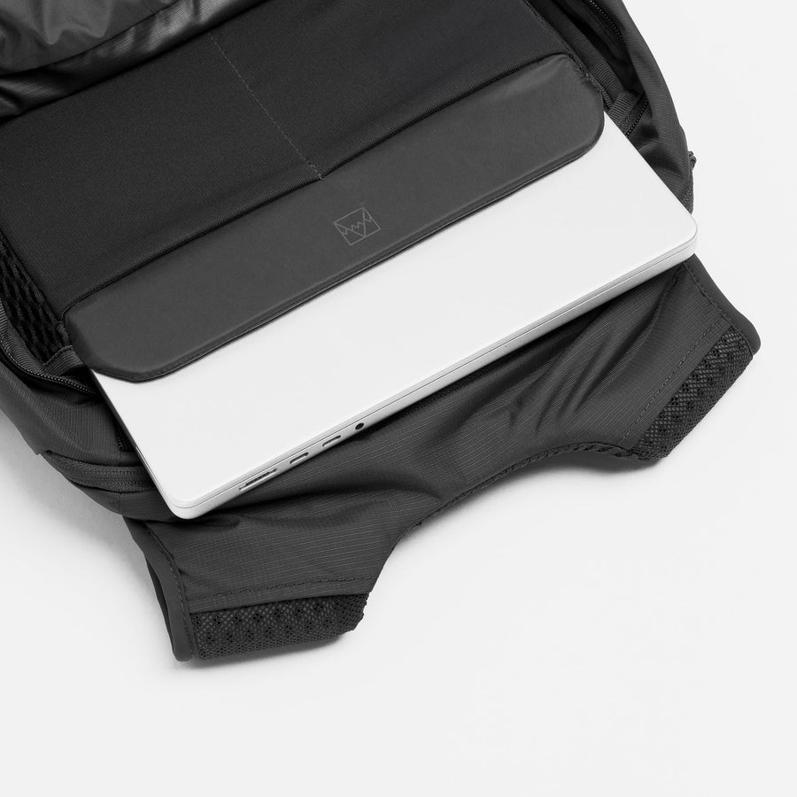 Hanging 17" laptop sleeve