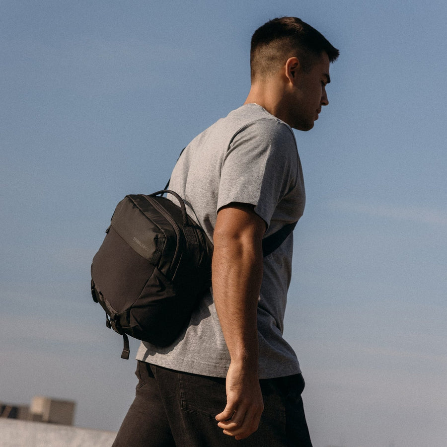 Motion Sling 15L
