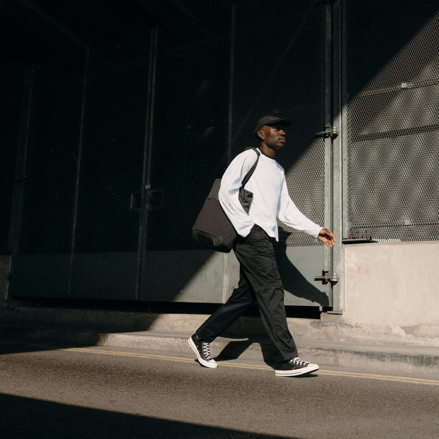 Motion Tote Pack 18L