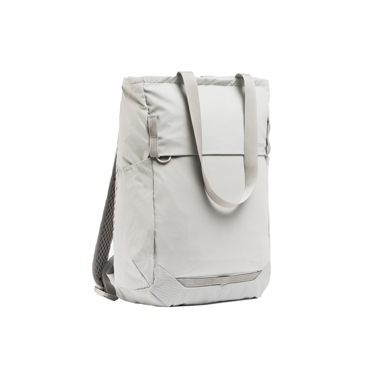 Motion Tote Pack 18L