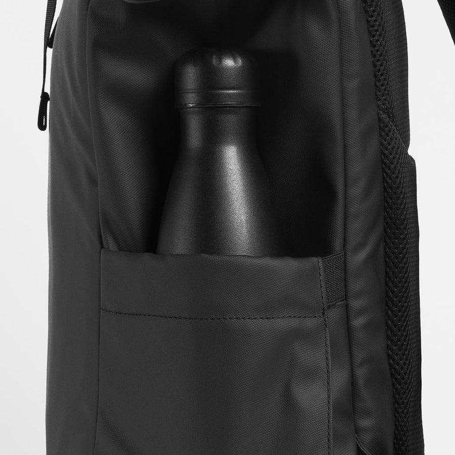 Two side bottle pockets