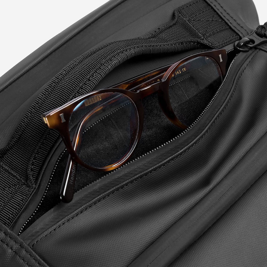 Soft-lined easy-access pocket