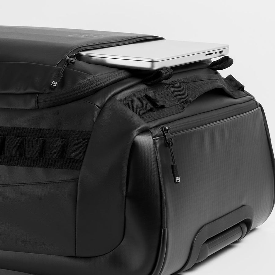 Padded 17" laptop sleeve