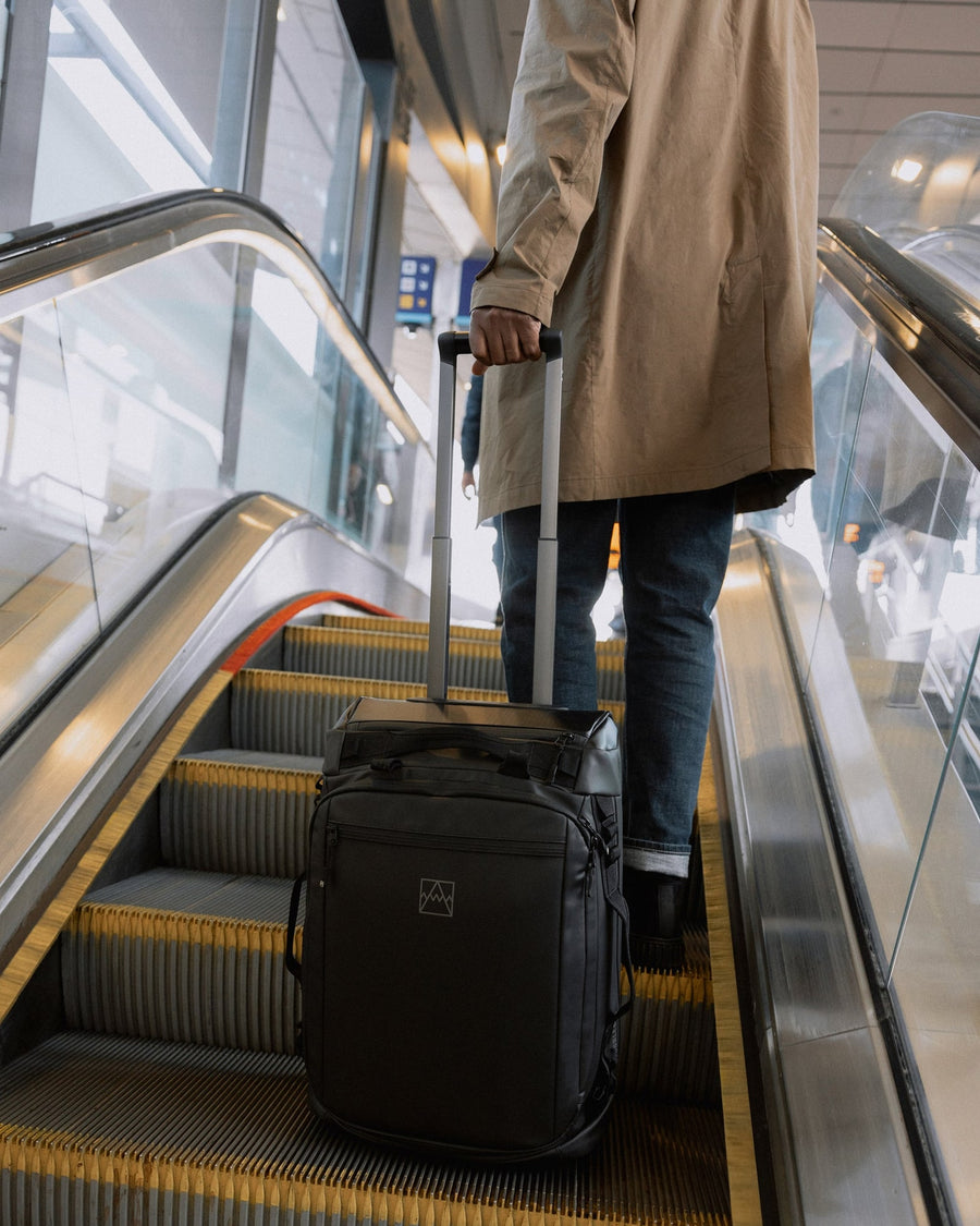 Wheeled Duffel 40L